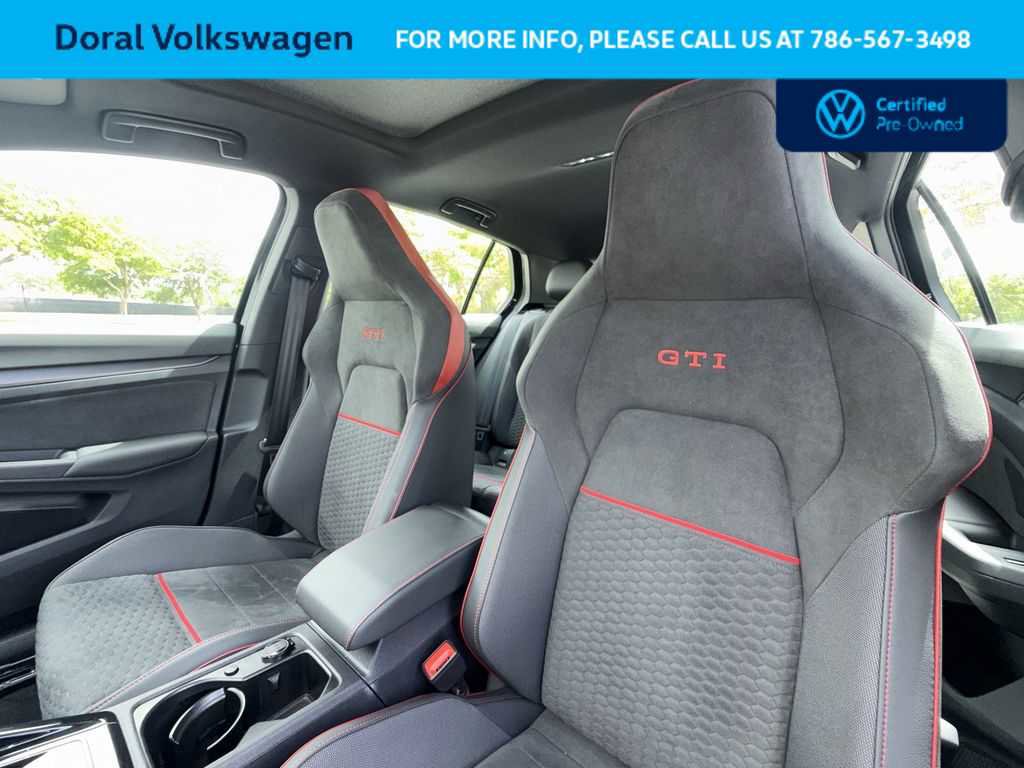 Certified 2025 Volkswagen GTI SE image 14