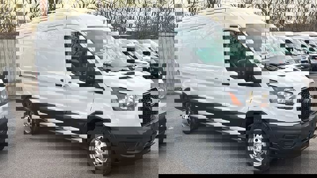 New 2026 Ford Transit 250 148 Medium Roof Extended AWD image 27
