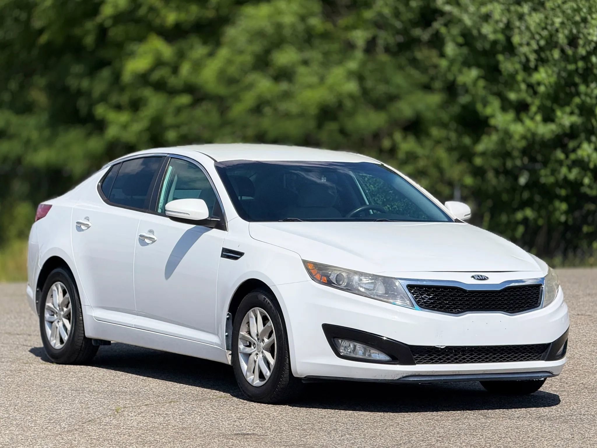 Used 2013 Kia Optima LX image 1