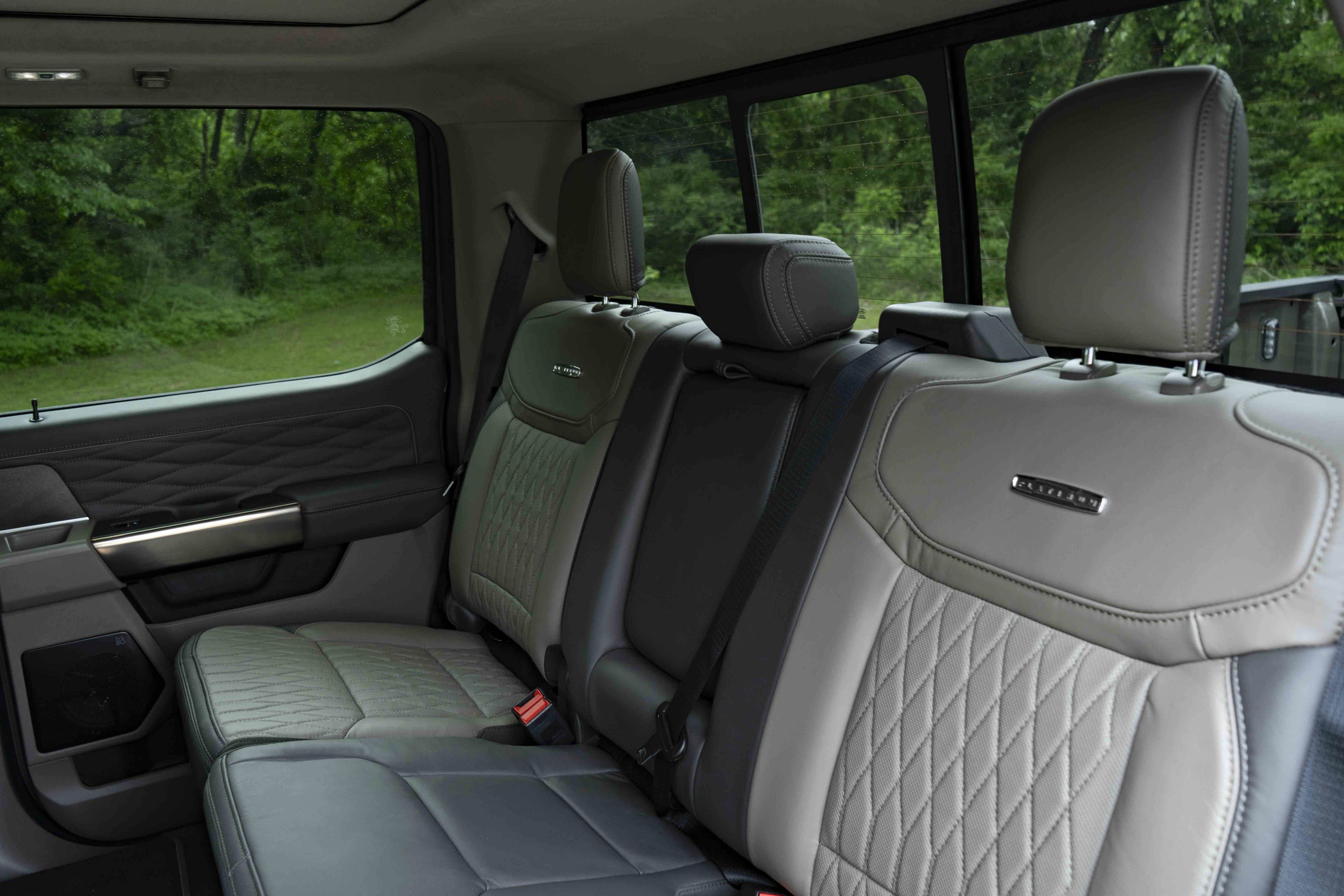 Used 2026 Ford F450 Platinum w/ Platinum Plus Package image 20