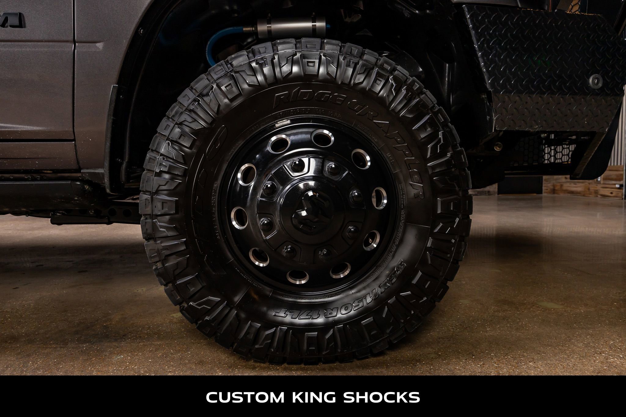 Used 2025 RAM 3500 Laramie AWD/4WD image 11