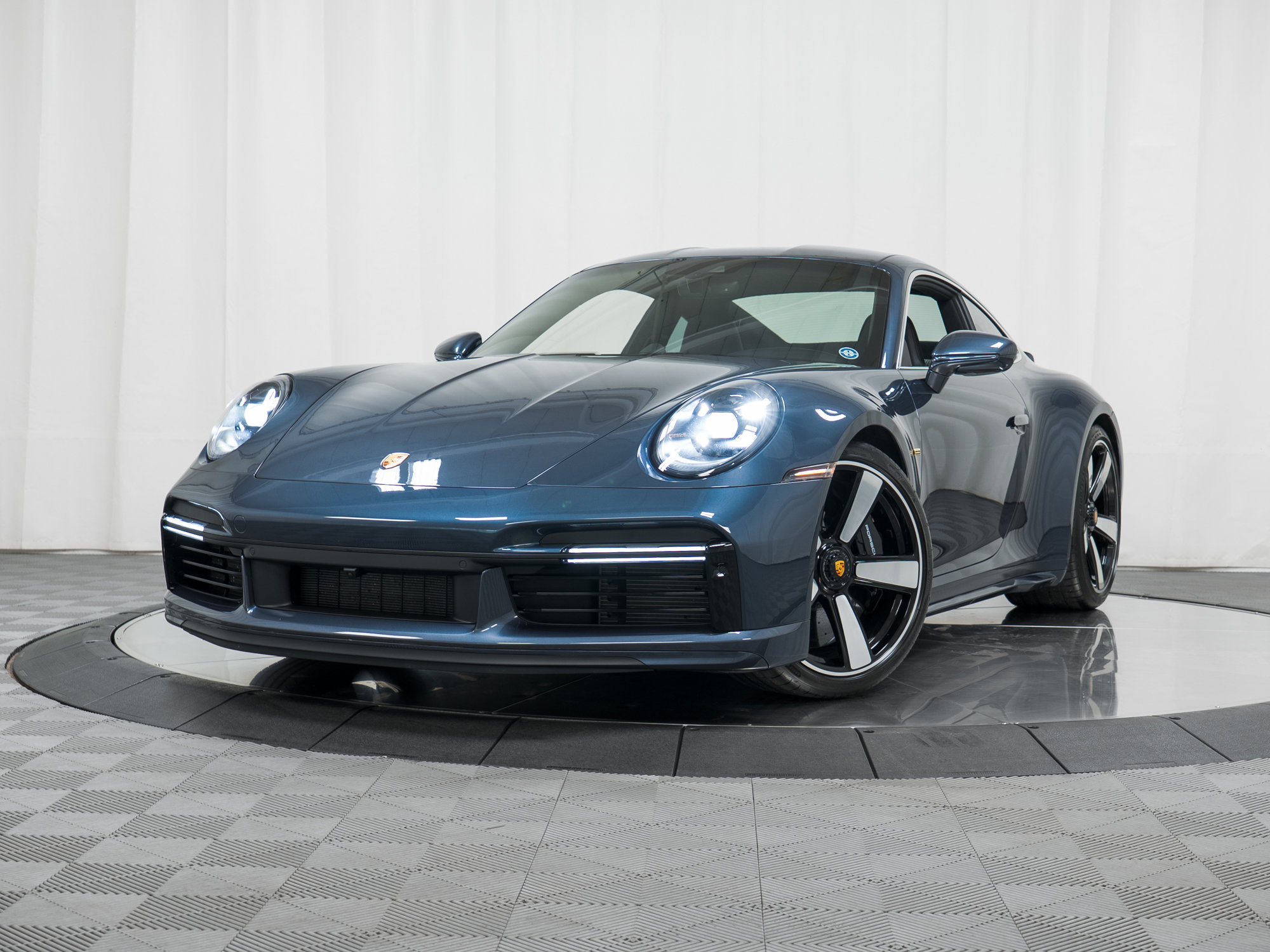 Used 2023 Porsche 911 Sport Classic image 39