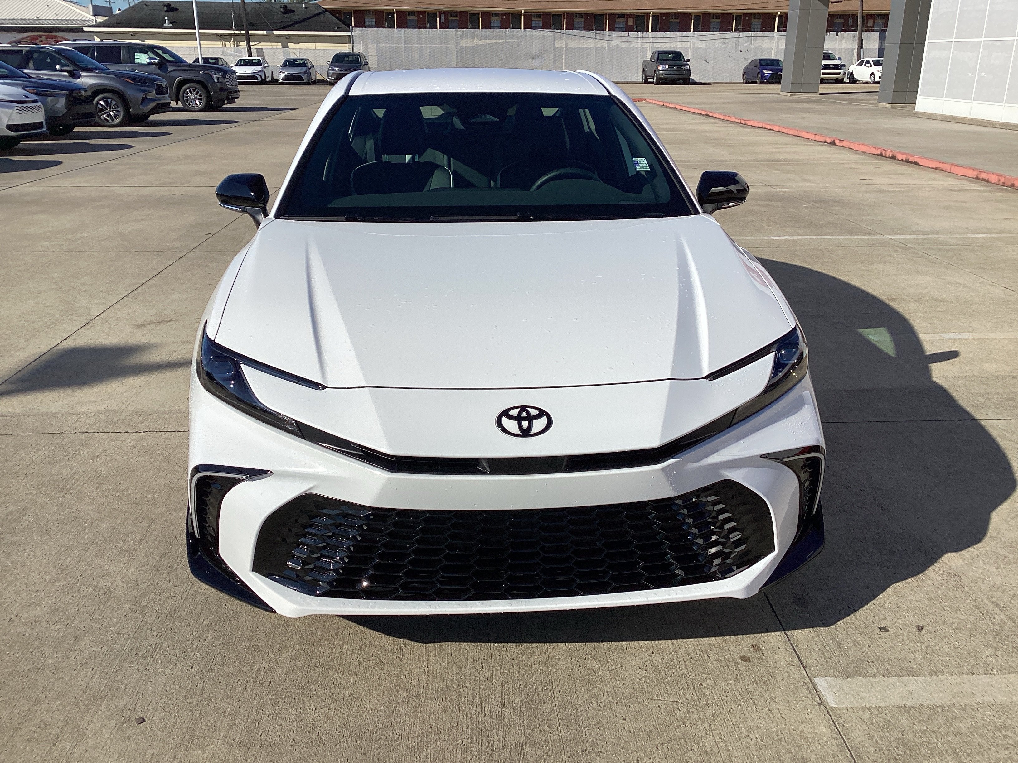Used 2026 Toyota Camry Hybrid w/ Multimedia Upgrade Package FWD image 2