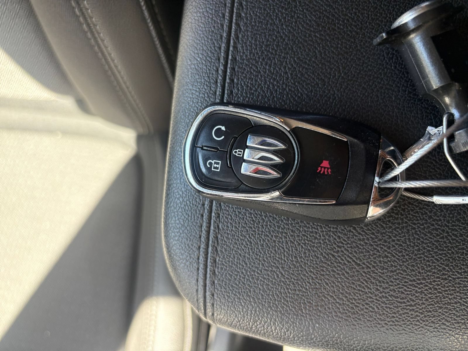 Used 2025 Buick Encore GX Preferred FWD image 21