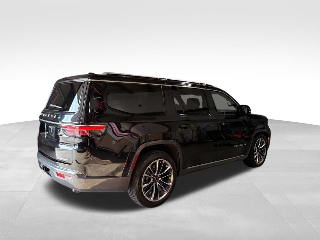 Certified 2022 Jeep Wagoneer Series III w/ Premium Group I AWD/4WD image 41