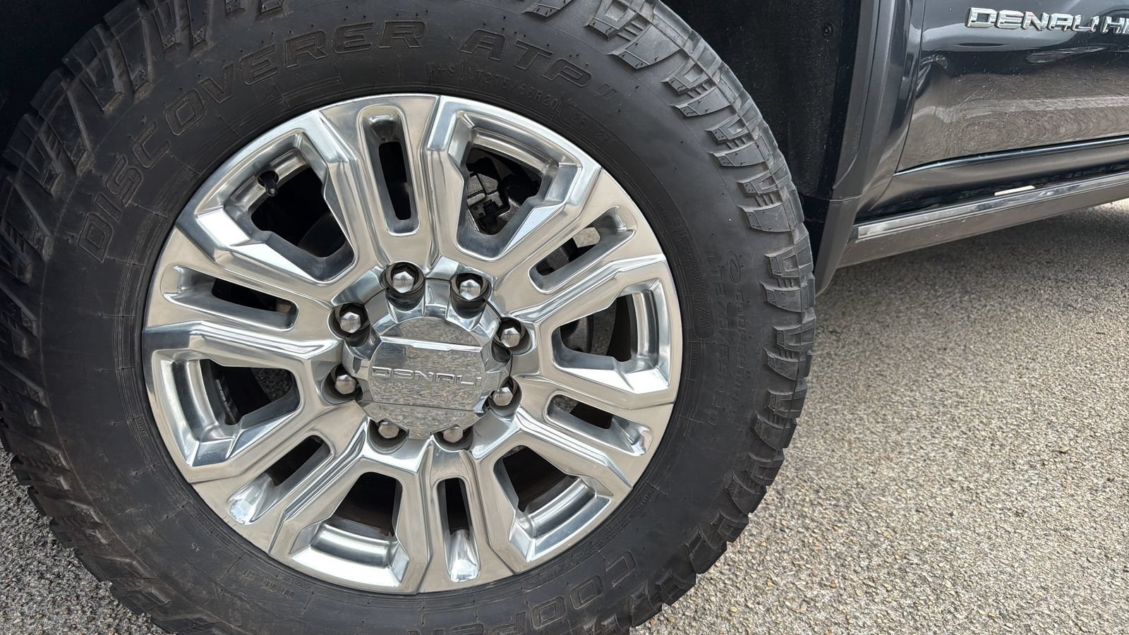 Used 2023 GMC Sierra 3500 Denali w/ Denali Ultimate Package AWD/4WD image 30