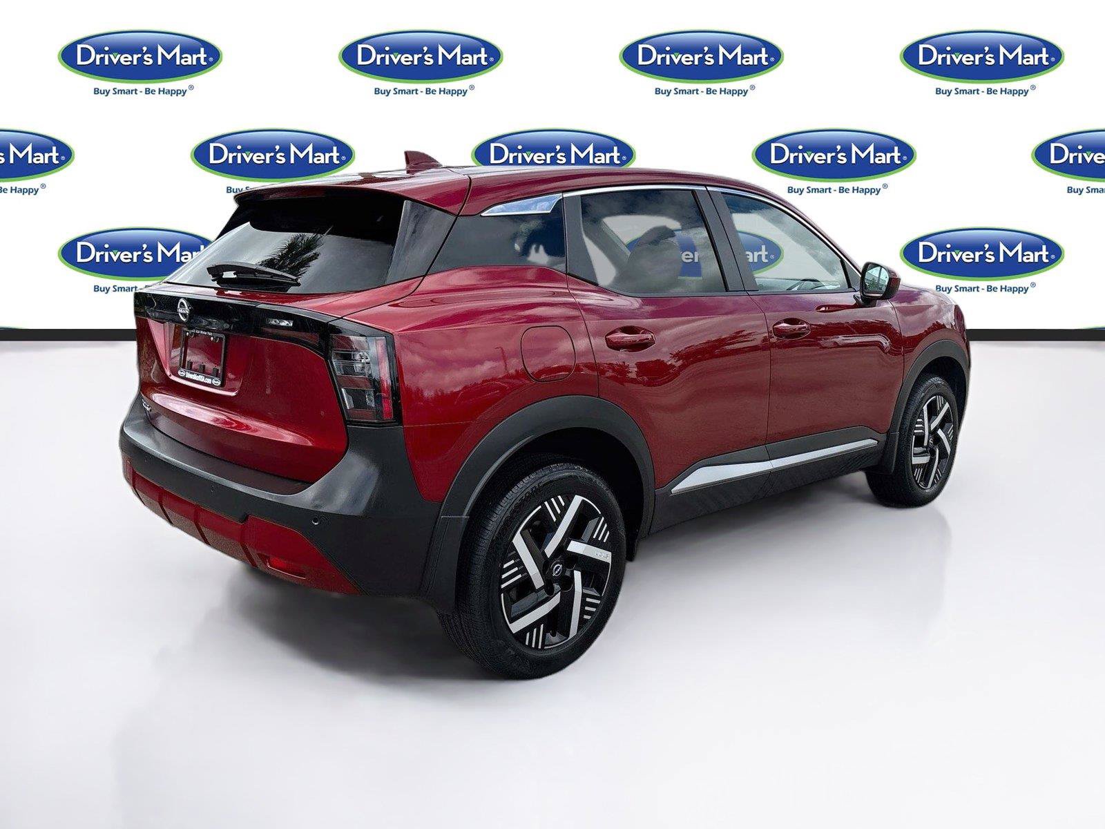 Used 2025 Nissan Kicks SV FWD image 7