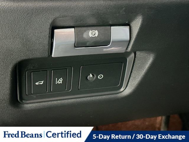 Used 2020 Jaguar E-PACE SE image 11