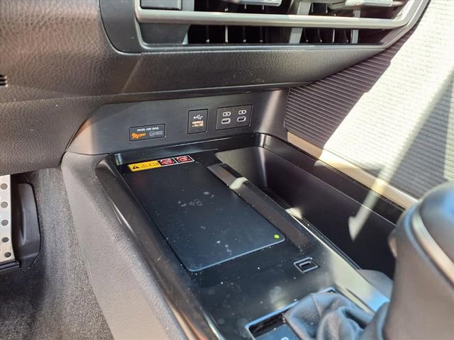 Used 2025 Toyota Camry SE image 22