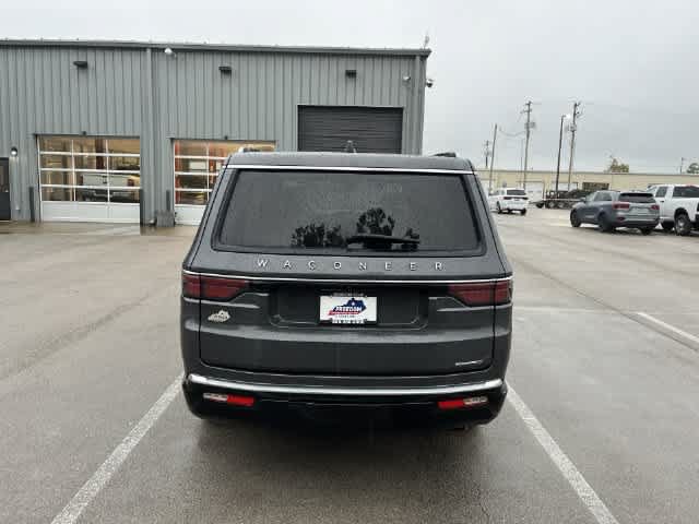Certified 2024 Jeep Wagoneer Series II AWD/4WD image 7