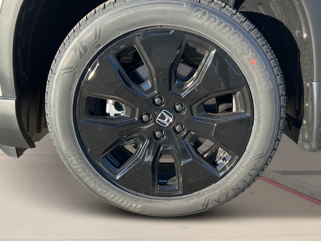 New 2026 Honda Pilot Black Edition image 9