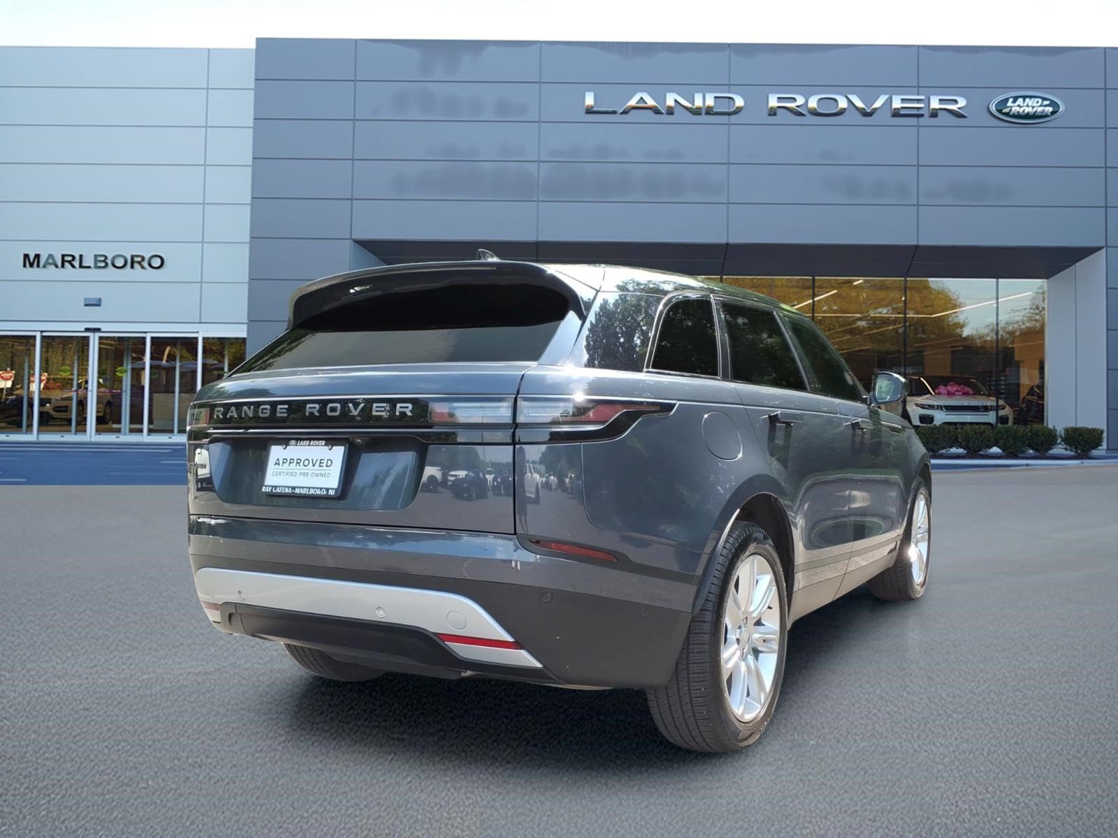 Used 2026 Land Rover Range Rover Velar S AWD/4WD image 2