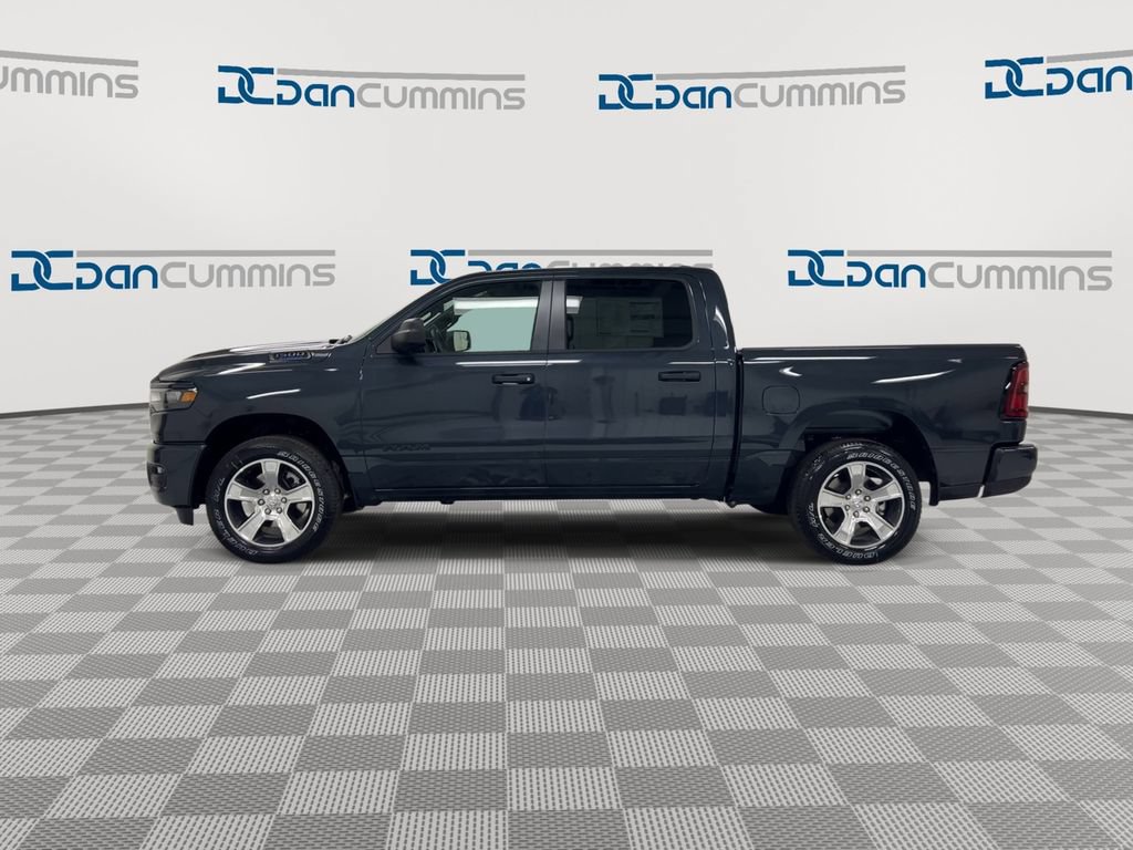 New 2026 RAM 1500 Express AWD/4WD image 5