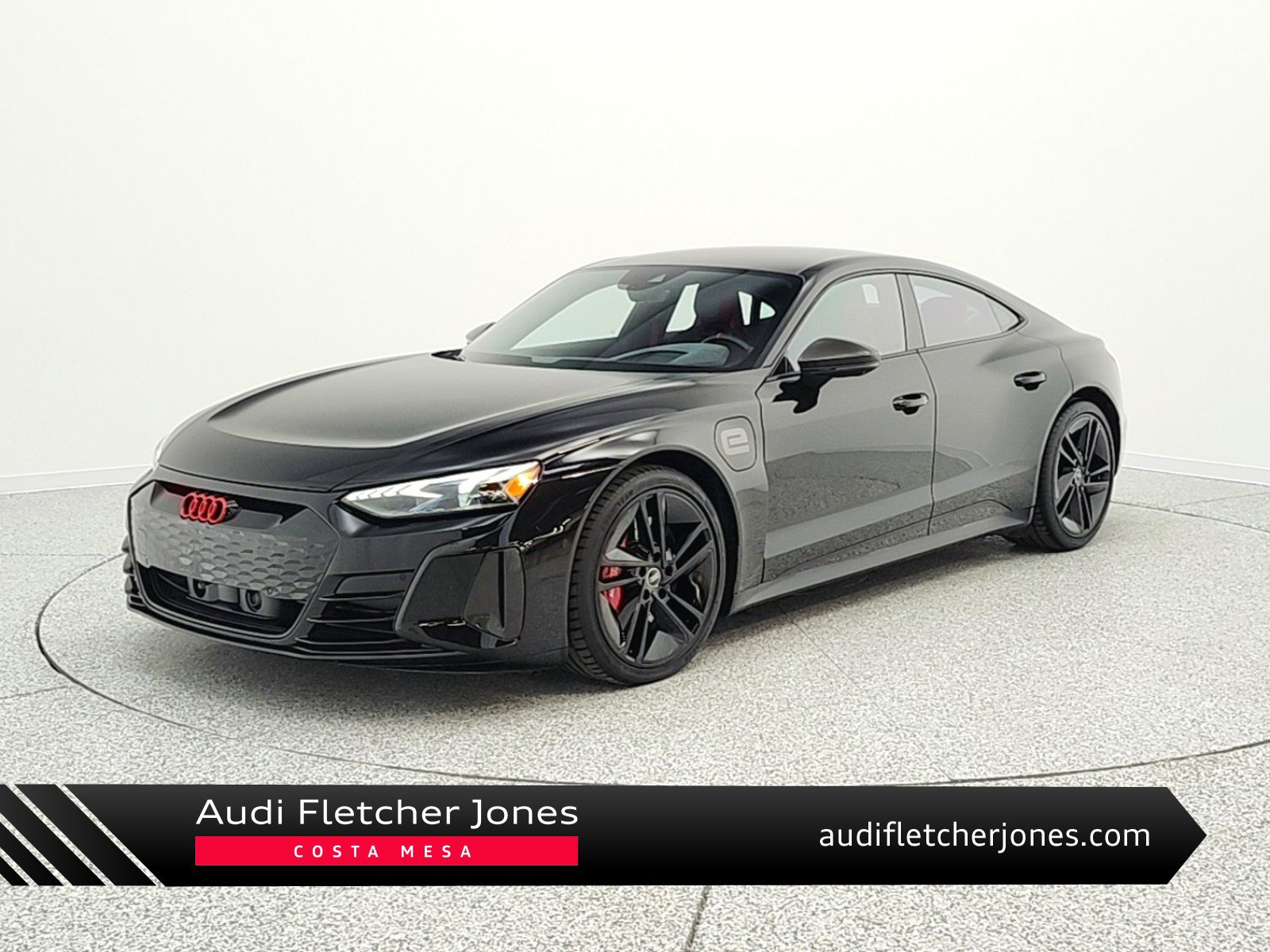 Used 2023 Audi RS e-tron GT image 1