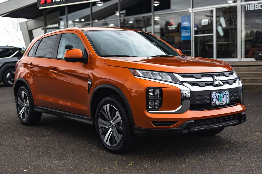Used 2023 Mitsubishi Outlander Sport ES AWD/4WD image 8