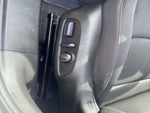 Used 2025 Chevrolet Malibu LT image 22