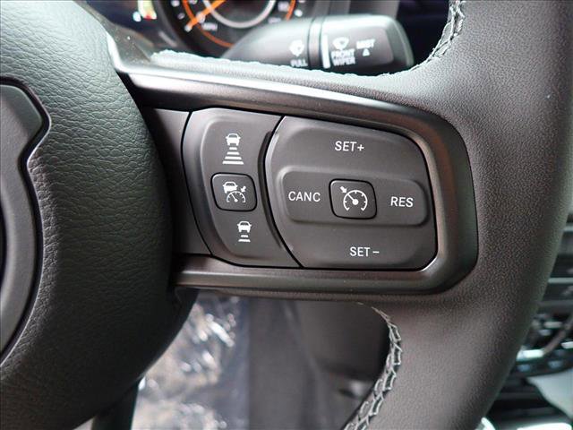 New 2025 Jeep Gladiator Sport AWD/4WD image 13