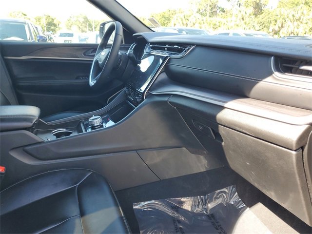 Used 2024 Jeep Grand Cherokee Limited 4xe image 34