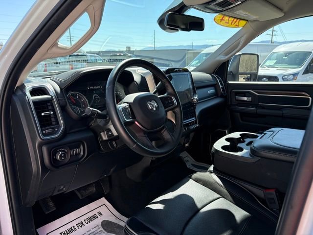 Used 2024 RAM 2500 Laramie AWD/4WD image 3