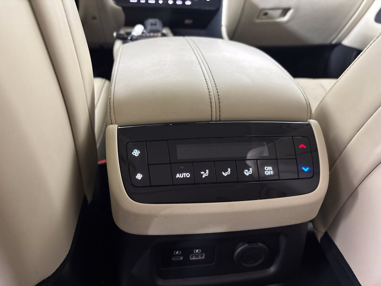 Used 2023 INFINITI QX60 Luxe w/ Cargo Package AWD/4WD image 25