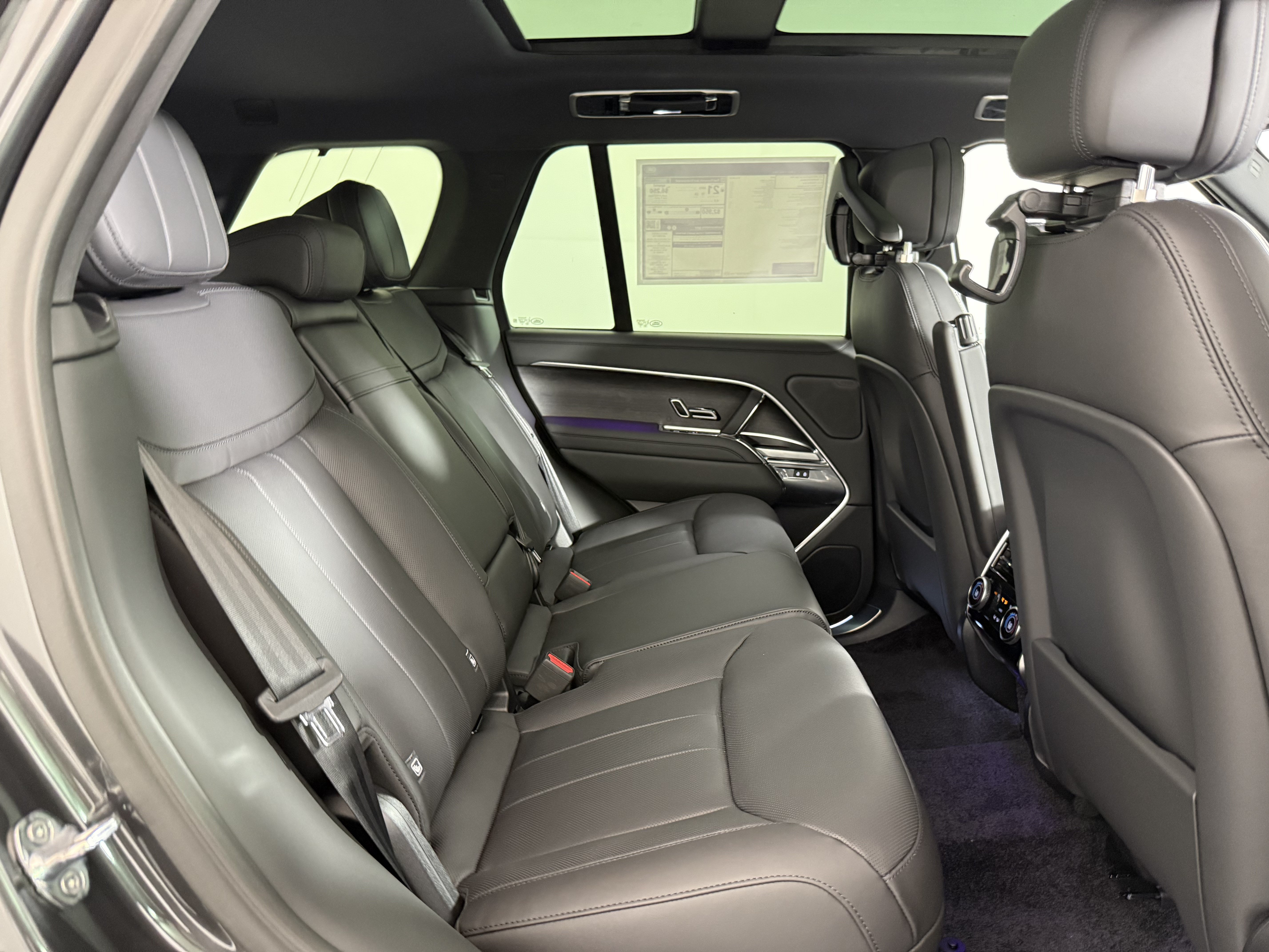 New 2026 Land Rover Range Rover SE AWD/4WD image 26