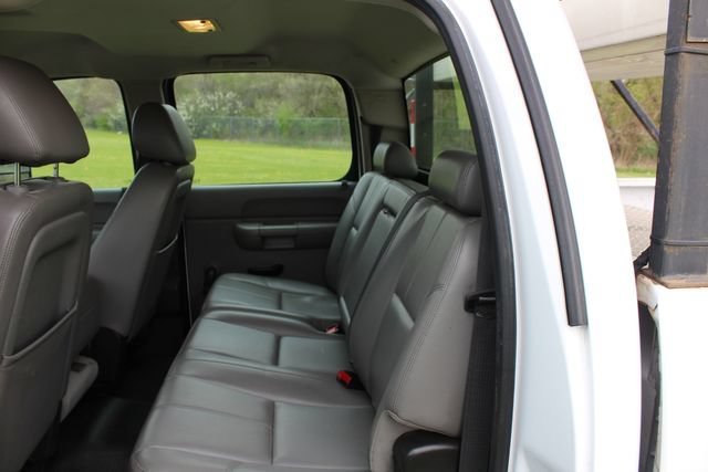 Used 2014 Chevrolet Silverado 3500 W/T AWD/4WD image 20