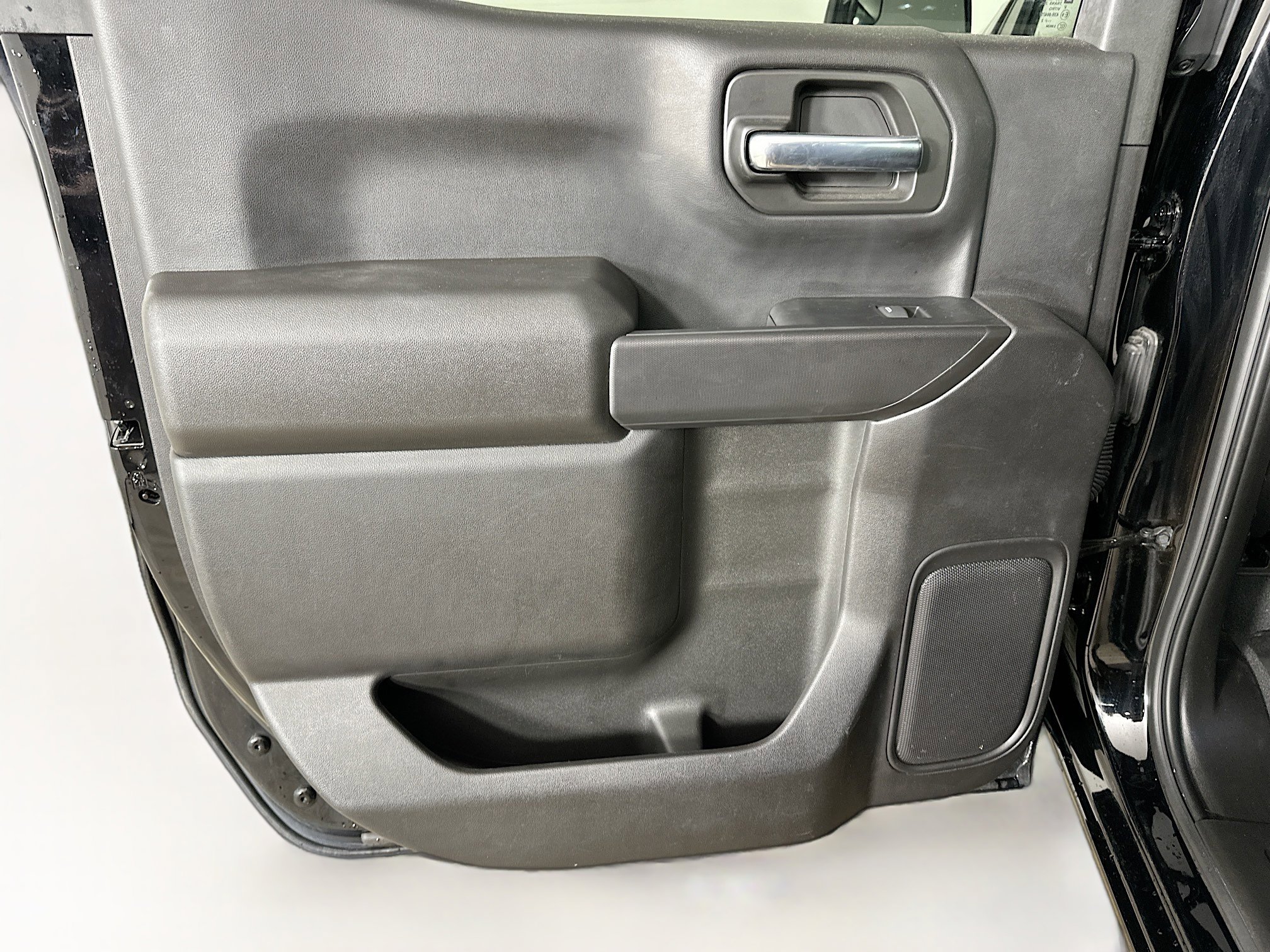 Used 2022 Chevrolet Silverado 1500 Custom image 25