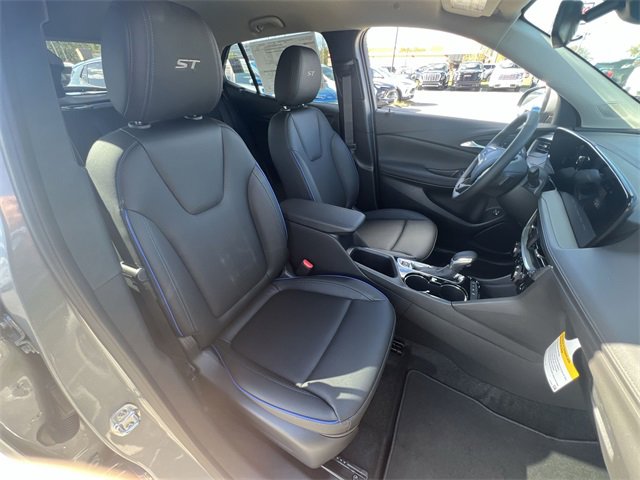 New 2026 Buick Encore GX Sport Touring w/ Comfort Package image 11