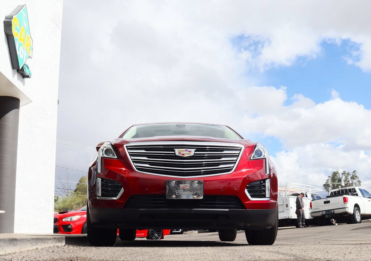 Used 2017 Cadillac XT5 Luxury w/ Driver Awareness Package FWD image 17