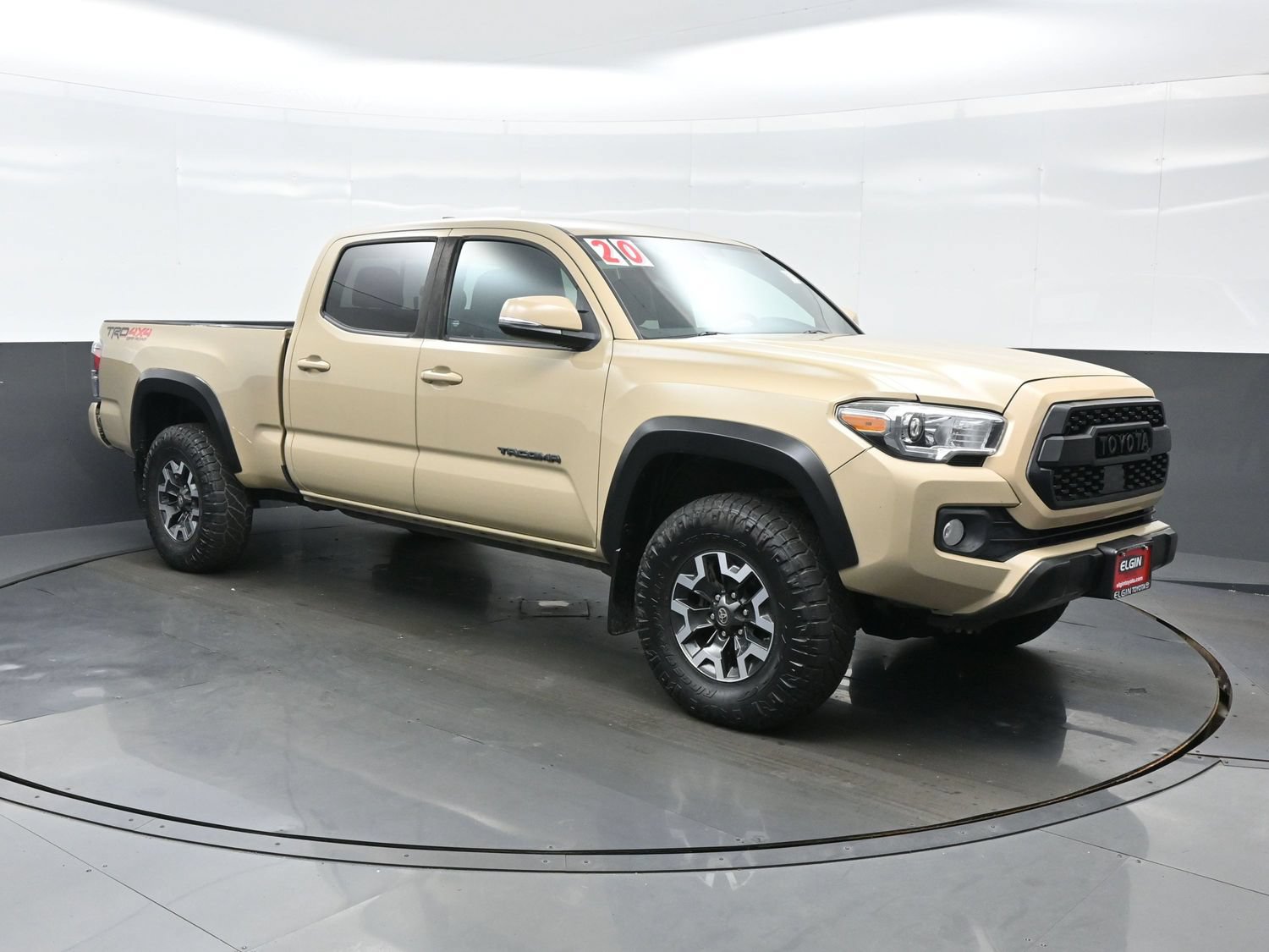 Used 2020 Toyota Tacoma TRD Off-Road w/ Technology Package AWD/4WD image 8