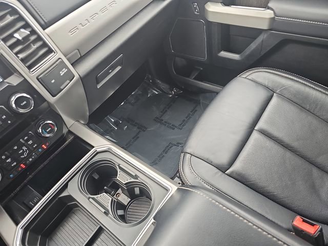 Used 2020 Ford F250 Lariat w/ Lariat Value Package image 23