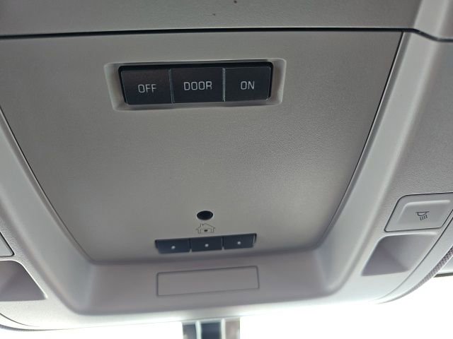 Used 2018 GMC Sierra 2500 SLT w/ Duramax Plus Package image 21