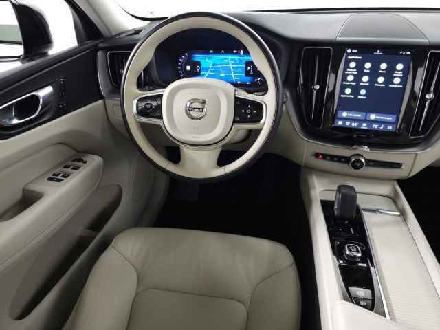 Used 2024 Volvo XC60 B5 Core w/ Protection Package Premier AWD/4WD image 21