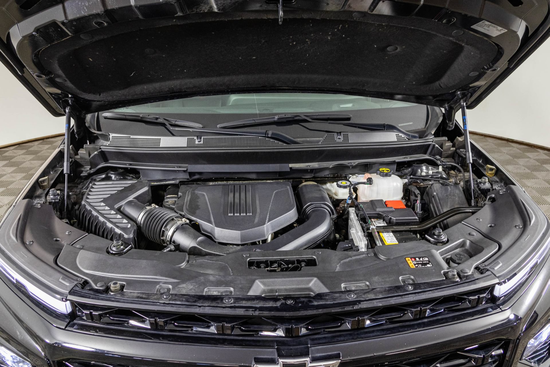 Used 2024 Chevrolet Traverse RS FWD image 55