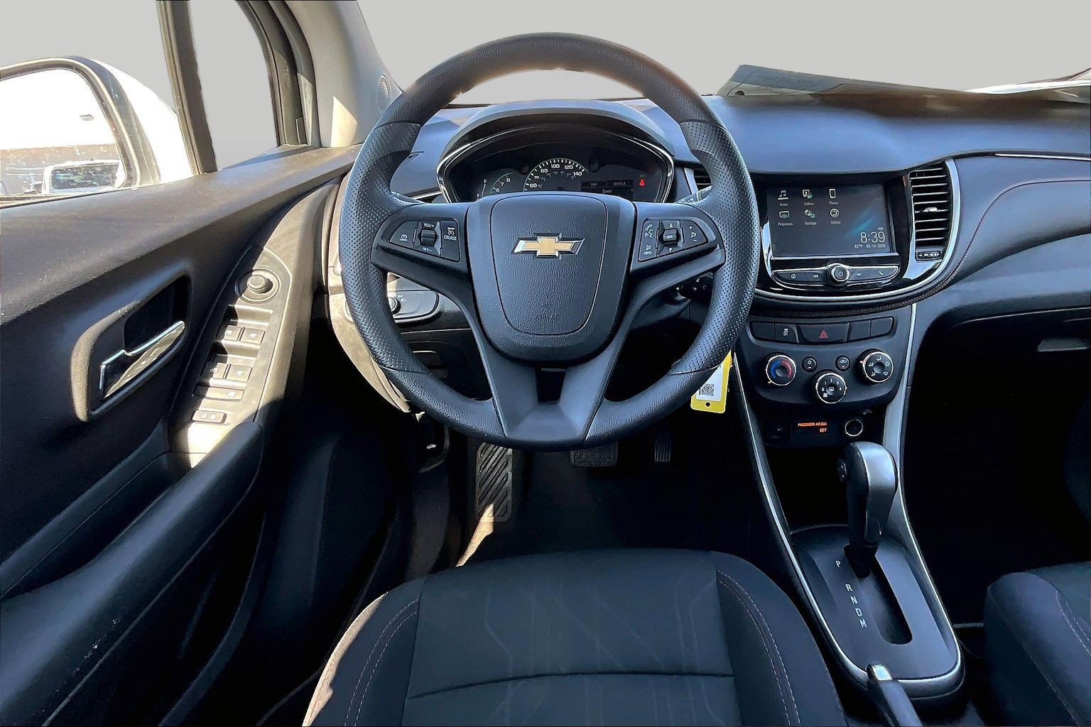 Used 2017 Chevrolet Trax LT AWD/4WD image 5