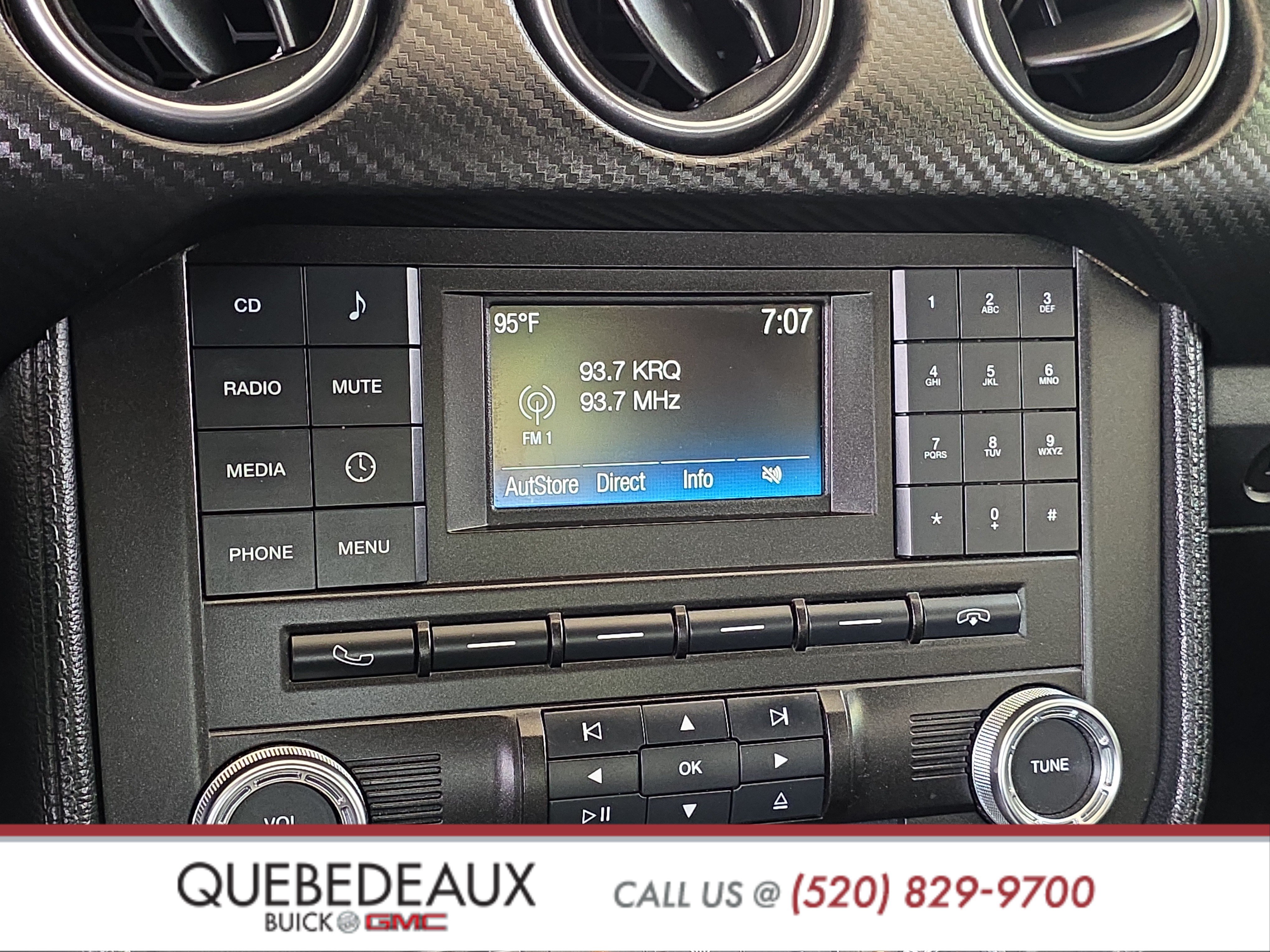 Used 2018 Ford Mustang Coupe RWD image 18