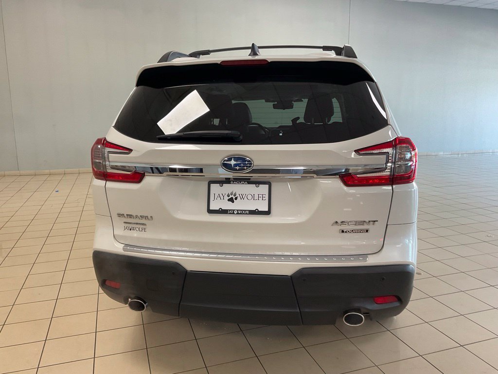 Used 2023 Subaru Ascent Touring AWD/4WD image 6