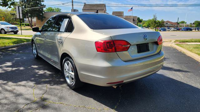 Used 2013 Volkswagen Jetta TDI FWD image 6