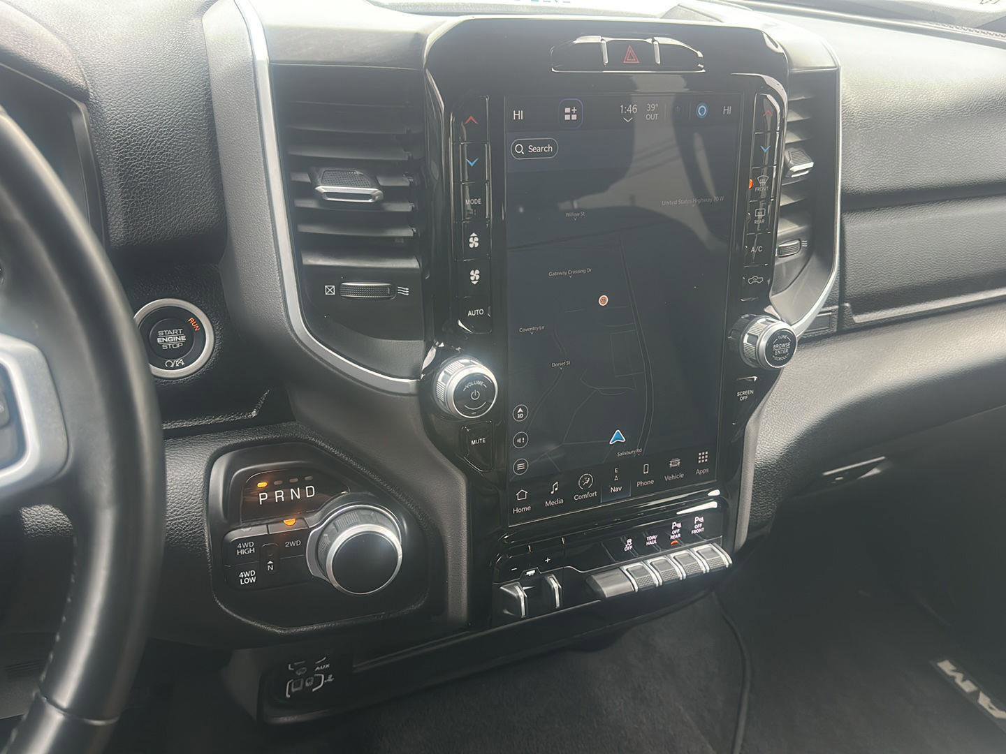 Used 2024 RAM 2500 Big Horn w/ Night Edition image 17