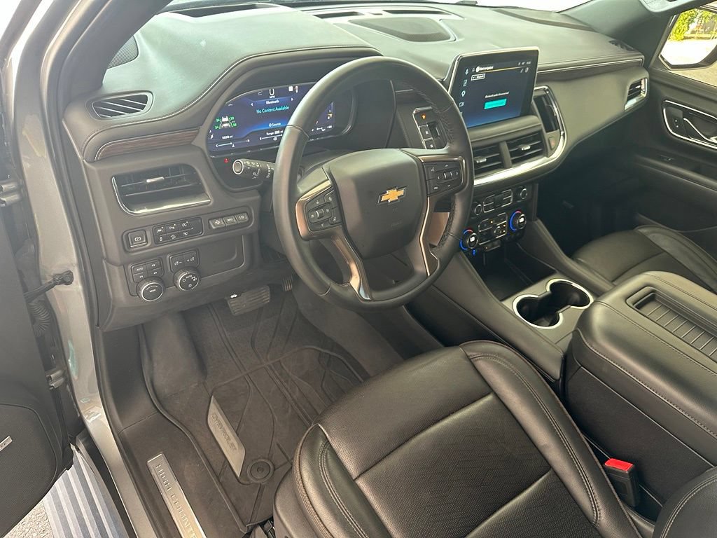 Used 2023 Chevrolet Tahoe High Country AWD/4WD image 14