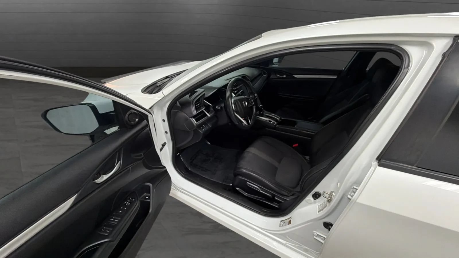 Used 2019 Honda Civic Sport image 21