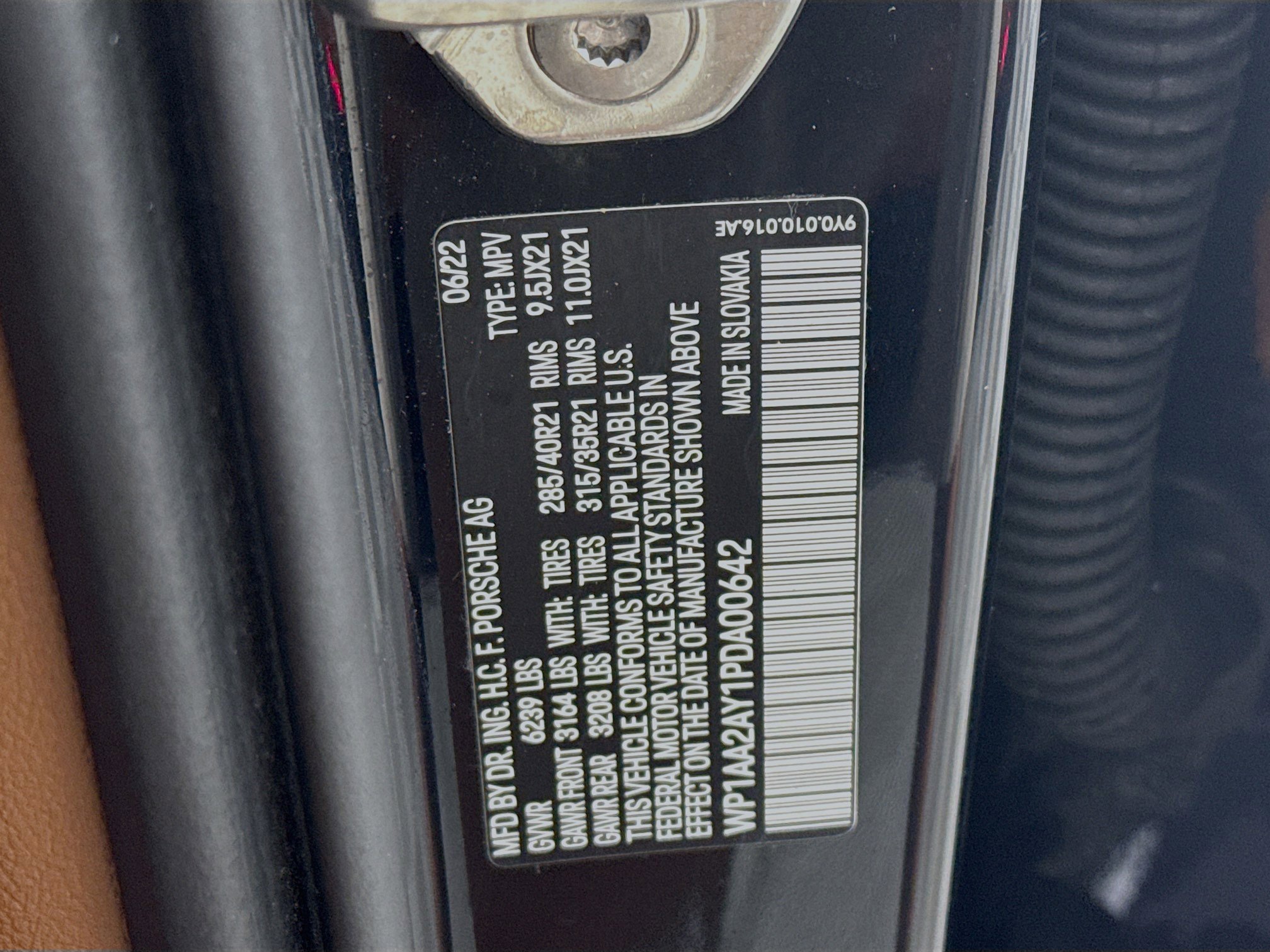 Used 2023 Porsche Cayenne image 39