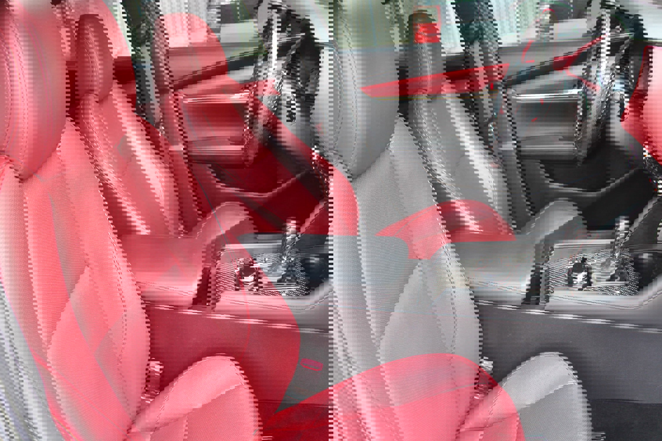 Used 2021 MAZDA MAZDA3 Hatchback w/Premium Plus Pkg image 21