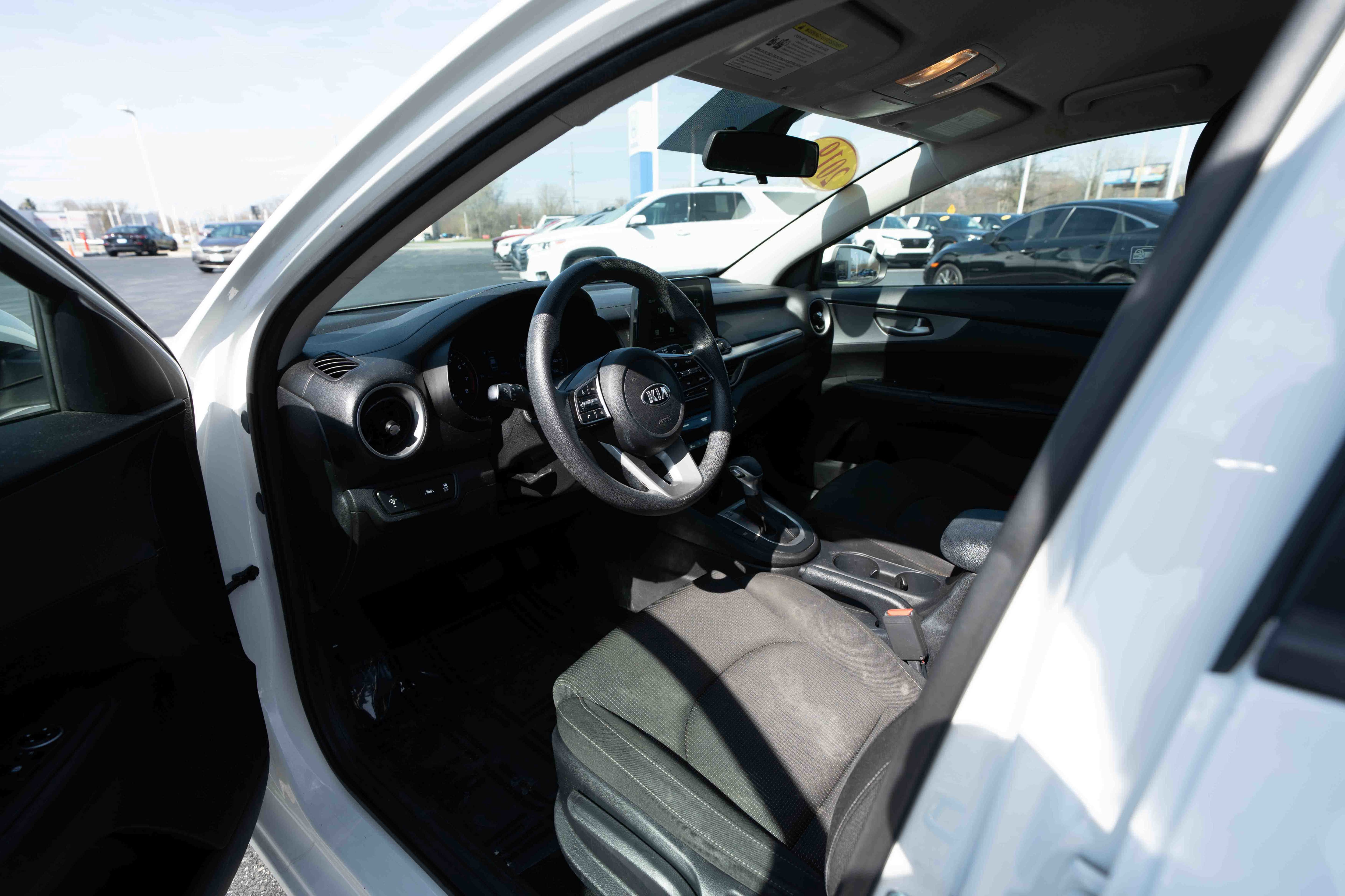 Used 2019 Kia Forte LXS image 8