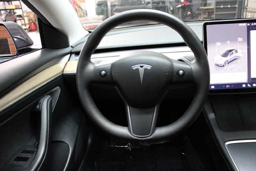 Used 2023 Tesla Model 3 Standard Range RWD image 13