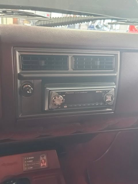 Used 1991 Chevrolet S10 Pickup 4x4 Extended Cab image 27