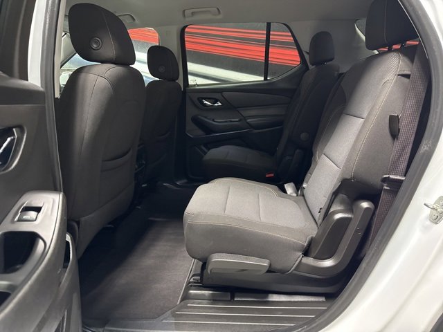 Used 2021 Chevrolet Traverse LT image 15