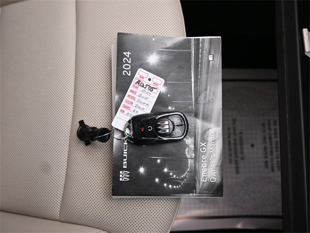Used 2024 Buick Encore GX Avenir w/ Avenir Convenience Package image 12