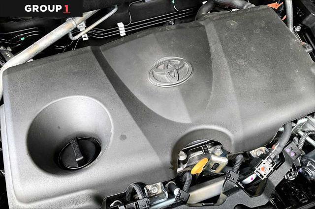 Certified 2025 Toyota RAV4 XLE AWD/4WD image 31