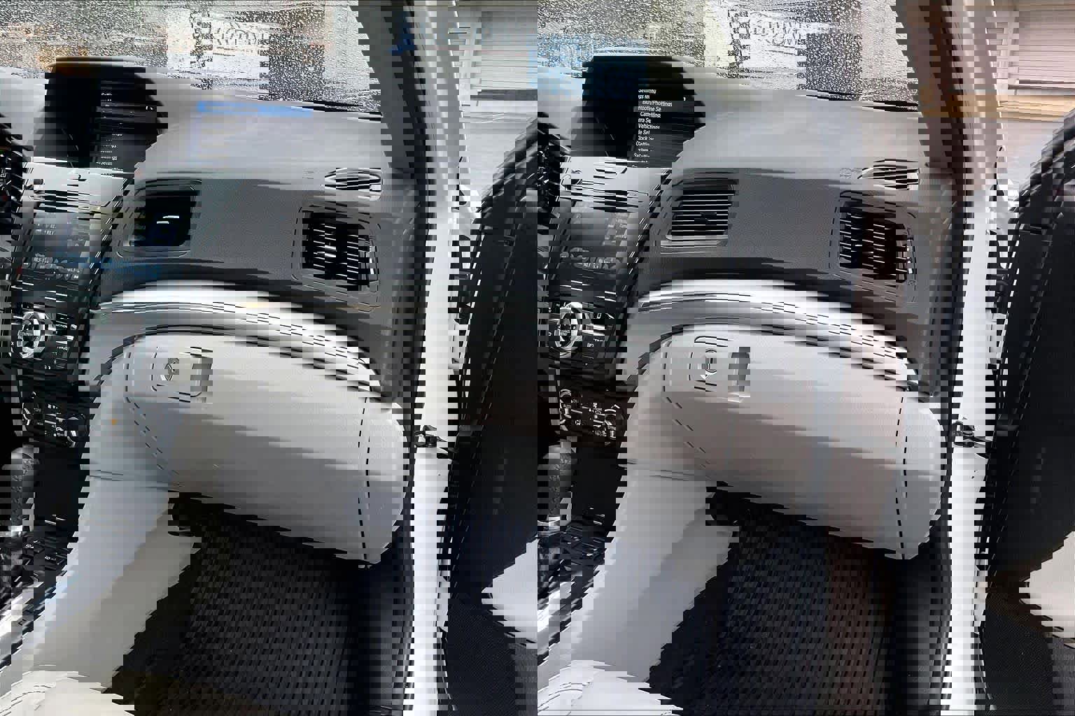 Used 2021 Acura ILX w/ Premium Package image 19